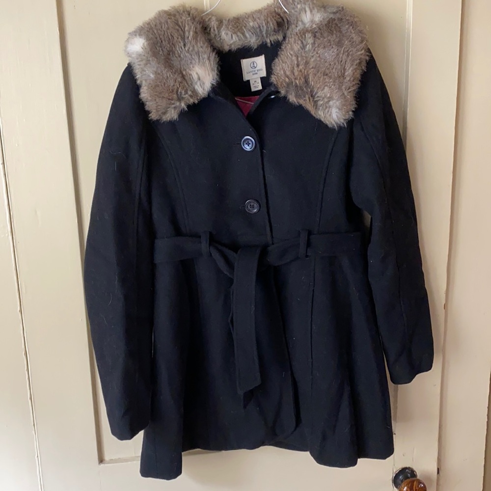 Heavy dress coat for girls